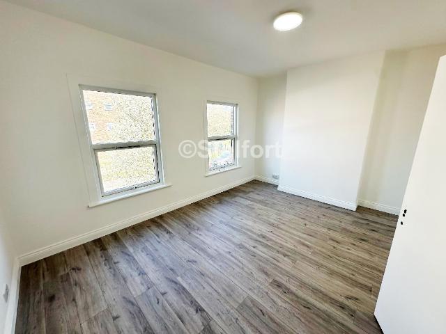 House for rent in Cann Hall, Greater London
