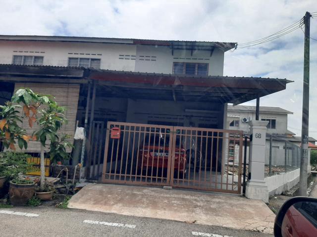 Terraced House for sale in Tangkak, Bukit Gambir