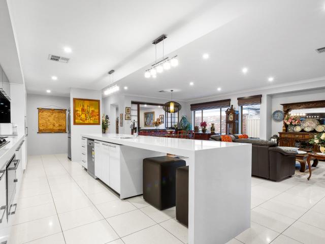 House for sale in Beeliar, Western Australia
