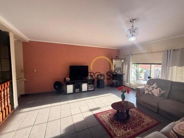 Casa venda em Região Imediata de Bauru, Bauru