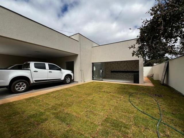 Casa venda em Região Geográfica Imediata do Distrito Federal, Região Integrada de Desenvolvimento do Distrito Federal e Entorno