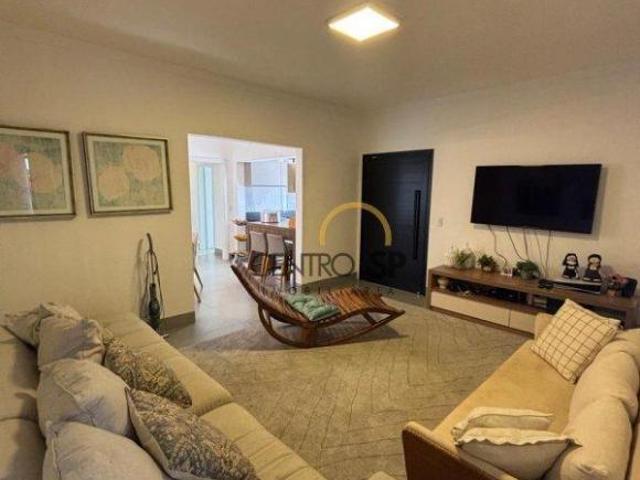 Casa venda em Região Imediata de Bauru, Bauru