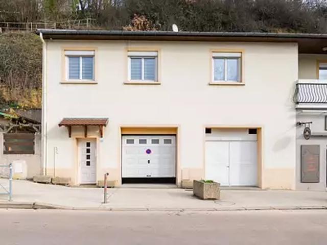Maison vente à Le Village, Jardin