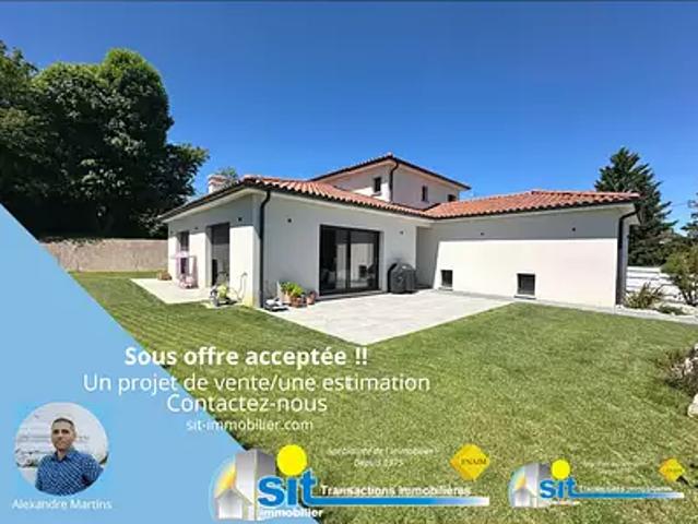 Maison vente à Le Village, Jardin