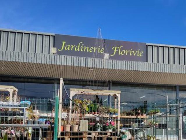 Local Commercial vente à Orange, Baron
