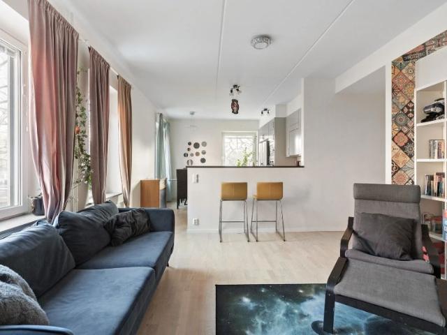 Lägenhet hyra i Kallhäll, Stockholm