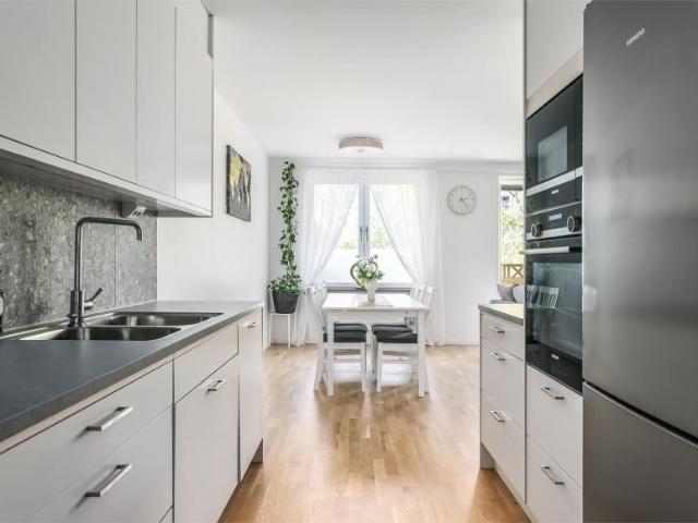 Lägenhet hyra i Kallhäll, Stockholm