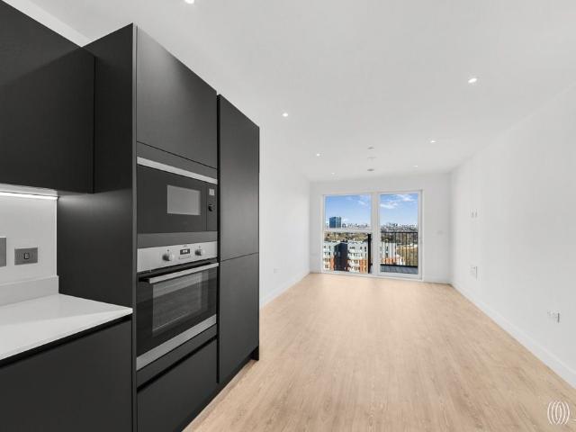 House for rent in Strand-on-the-Green, Greater London