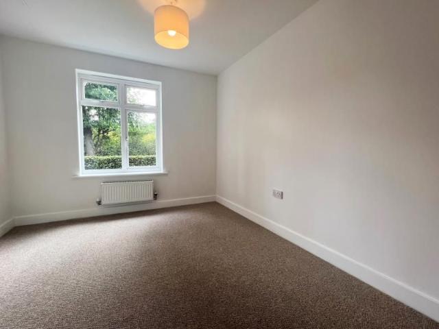 Apartment for rent in Horsell, Woking