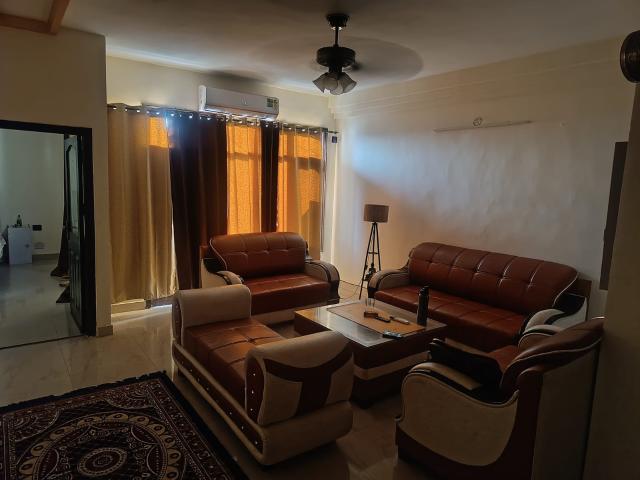 Flat for rent in Zirakpur, Punjab