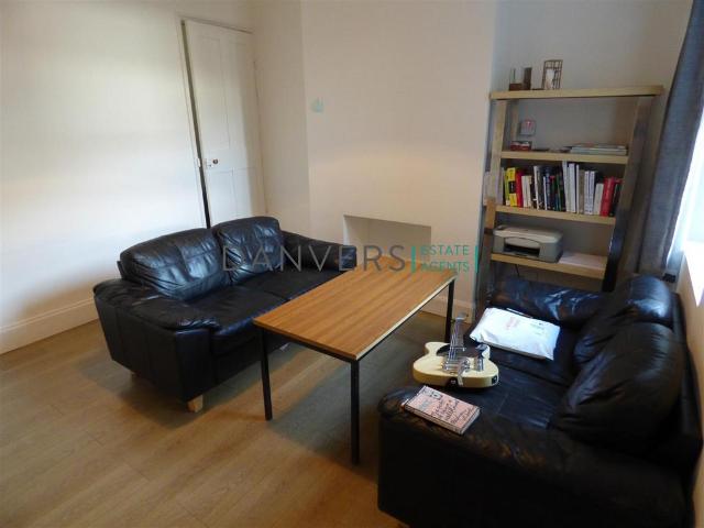 House for rent in Bede Island, Leicester