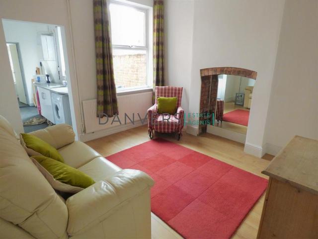 House for rent in Bede Island, Old Wharf