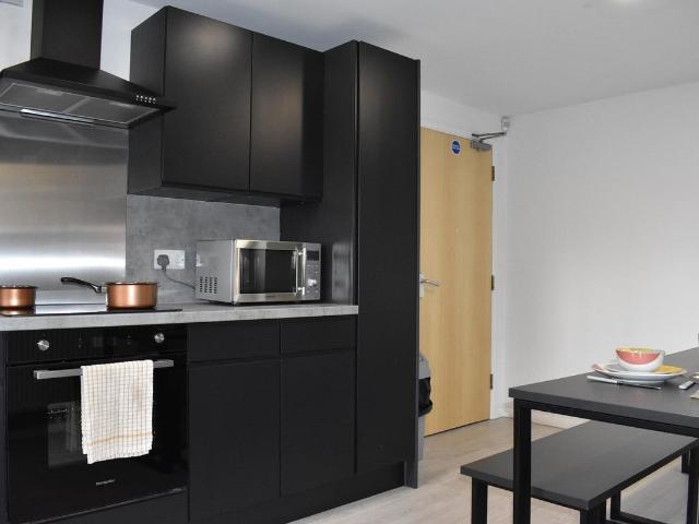 Studio for rent in Bede Island, Old Wharf