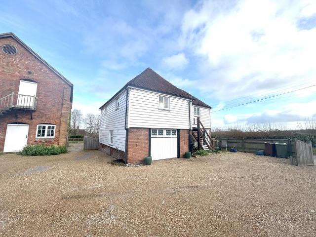 House for rent in Sandown Park, Kent
