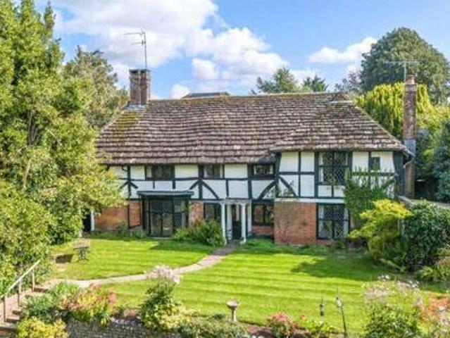 House for sale in Horsham, West Sussex