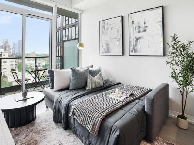 House for rent in Toronto Centre, Toronto