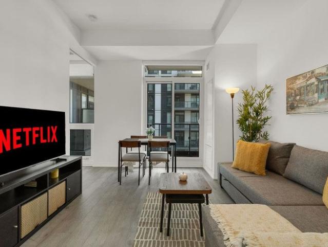 House for rent in Toronto Centre, Toronto