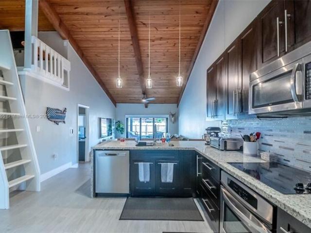 House for sale in Pembroke Pines