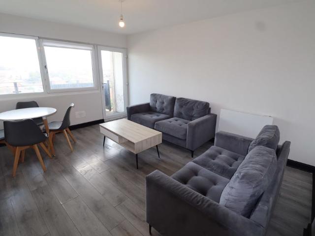 Apartment for rent in Calderstones