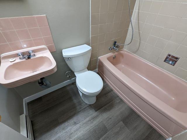Apartment for rent in Wedgewood, Alberta