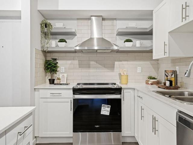 Apartment for rent in Wedgewood, Alberta