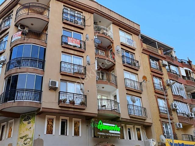Buca, İzmir içerisinde kiralık mülk