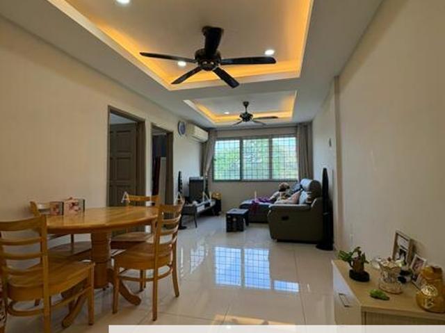 Flat for sale in Petaling, Subang Jaya
