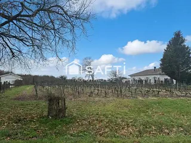 Terrain vente à Lesparre-Médoc, Jau-dignac-et-loirac