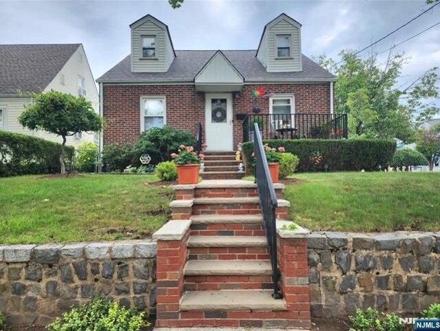 House for sale in North Arlington, New Jersey