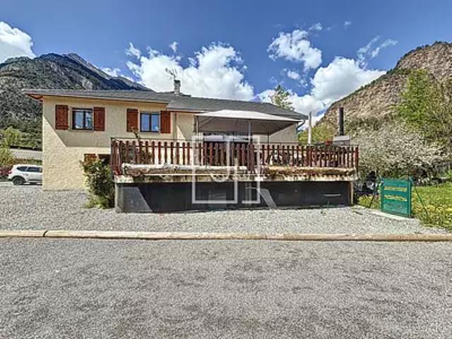 Maison vente à Barcelonnette, Jausiers