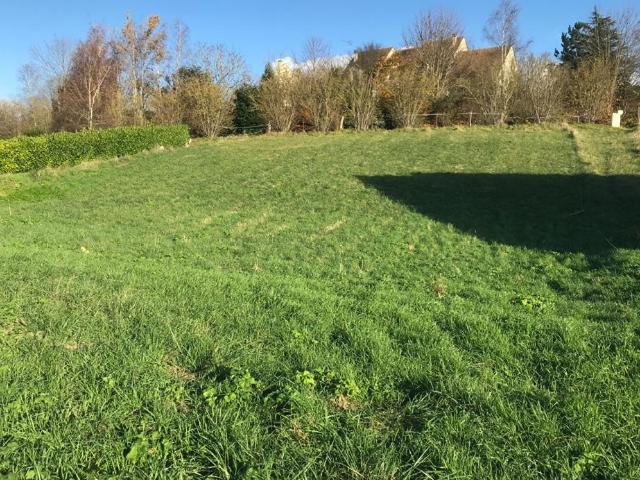 Terrain vente à Compiègne, Jaux