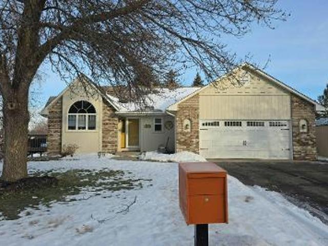 House for sale in Crystal Ridge Estates, Lakeville