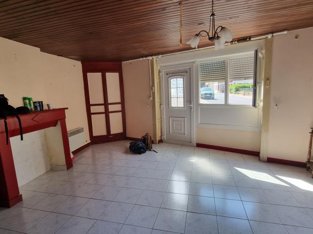 Maison vente à Nontron, Javerlhac-et-la-chapelle-saint-robert