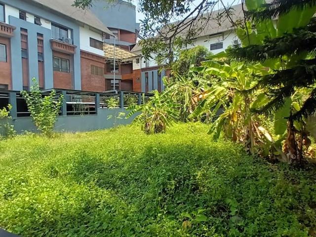Land for sale in Kochi, Kerala