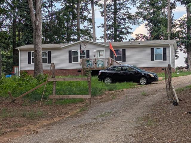 Property for sale in Hiddenite, North Carolina