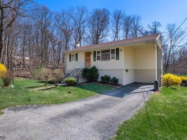 House for sale in Glenwood, New Jersey