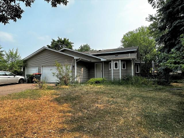 House for sale in Coon Rapids, Minnesota