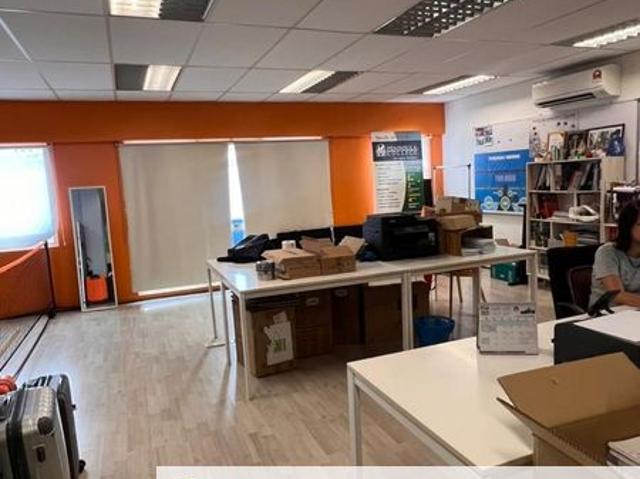 Shop for sale in Petaling, Damansara Damai