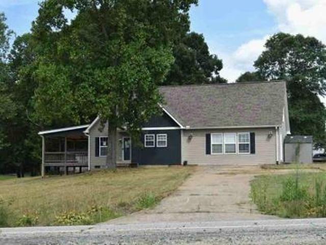 House for sale in Hiddenite, North Carolina