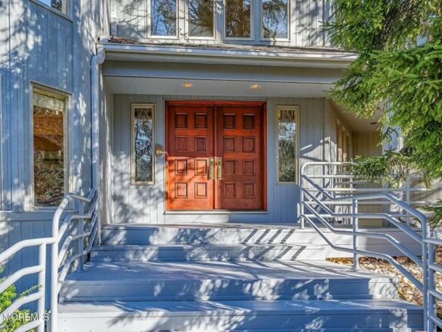House for sale in Holmdel