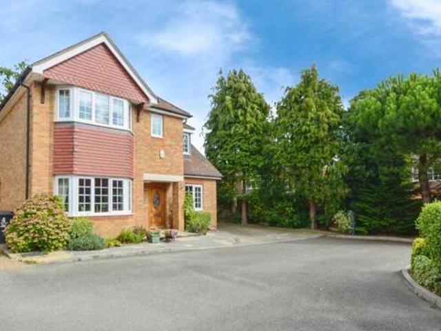 House for sale in Radlett, Hertfordshire