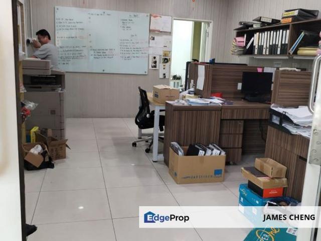 Warehouse for sale in Bukit Ledang, Johor
