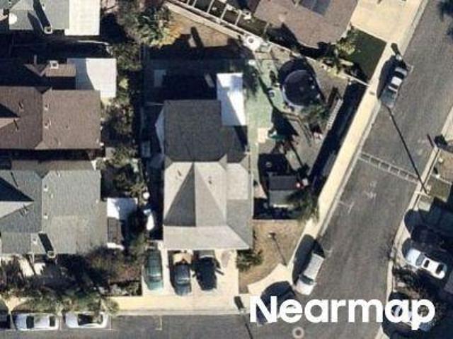 House for sale in Santa Ana