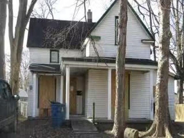 House for sale in Sikeston