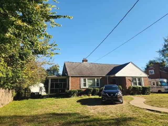 House for sale in Colonial Heights, Virginia