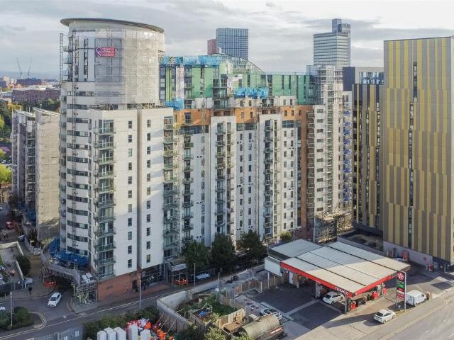 Apartment for rent in Green Quarter, Manchester