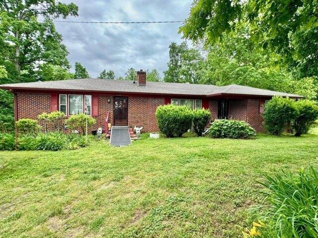 House for sale in Smithville