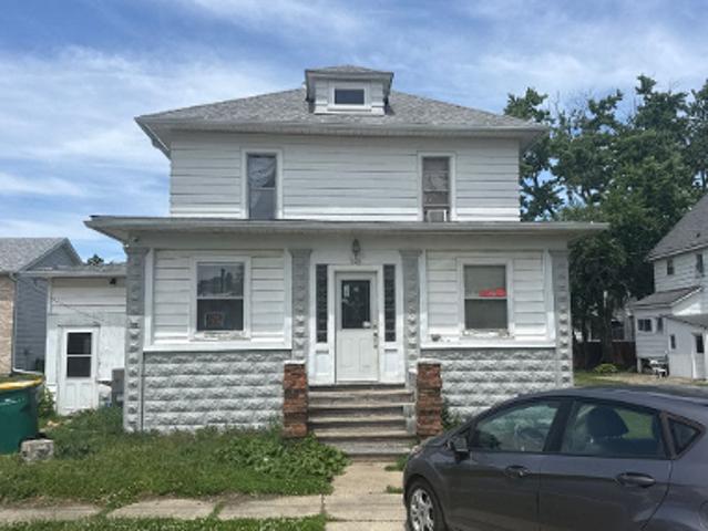 House for sale in Malta, Illinois