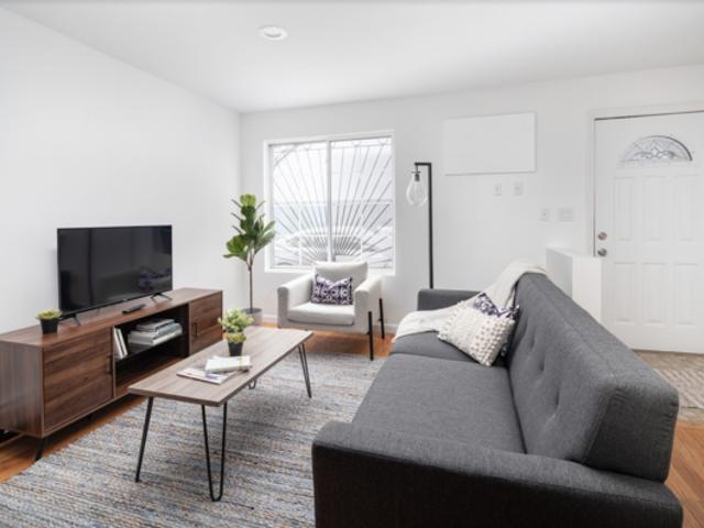 Room for rent in Arverne, New York