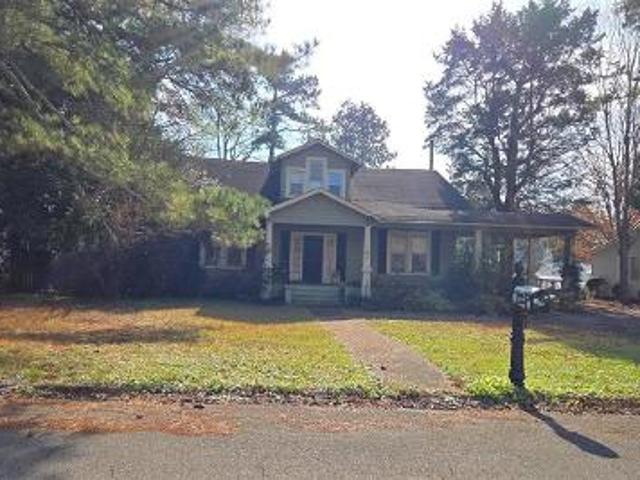 House for sale in Courtland, Alabama